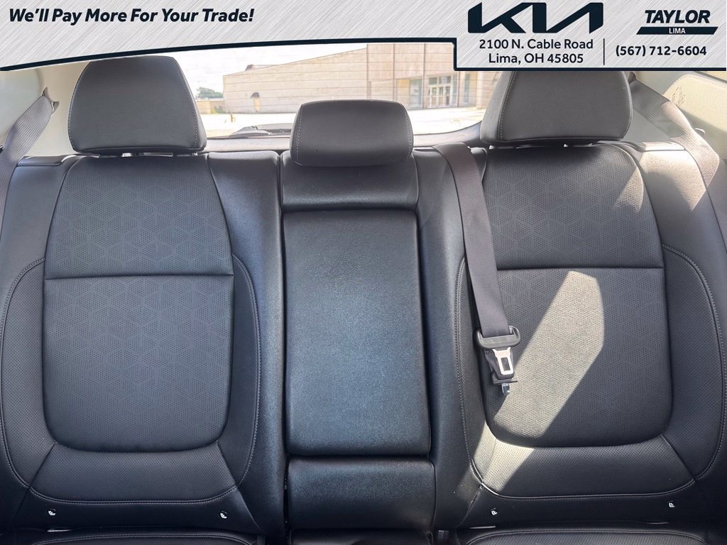Used 2024 Kia Seltos EX AWD/4WD image 13