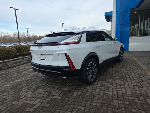 Used 2025 Cadillac Lyriq Sport image 5