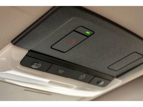 Used 2024 Nissan Pathfinder SL image 36