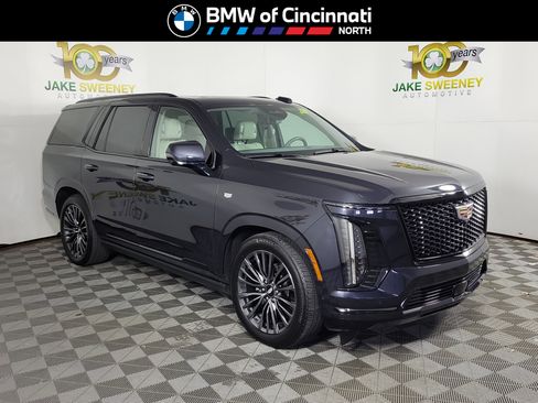 Used 2025 Cadillac Escalade Sport Platinum image 1