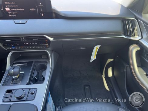 New 2026 MAZDA CX-90 3.3 Turbo w/ Preferred Package image 17