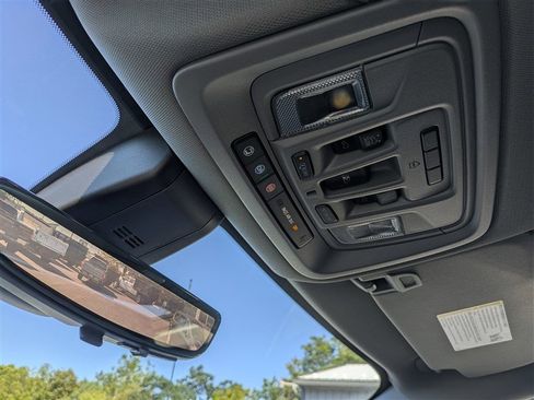 Used 2020 GMC Sierra 1500 Denali w/ Denali Ultimate Package image 30