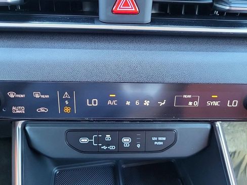 New 2026 Kia Carnival SX image 23