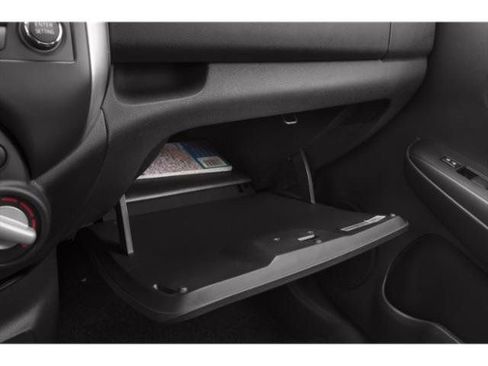 Used 2015 Nissan Versa Note SV FWD image 17
