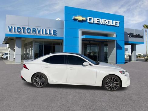Used 2016 Lexus IS 200t RWD image 4