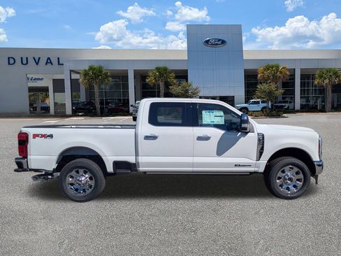New 2025 Ford F250 Lariat w/ Lariat Ultimate Package image 2