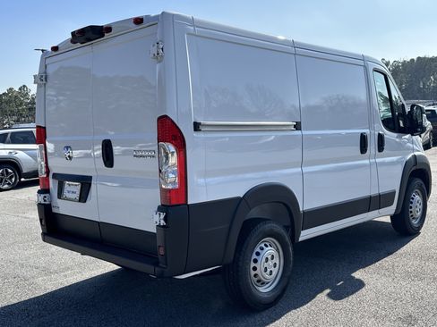 New 2026 RAM ProMaster 1500 w/ Convenience Group image 3