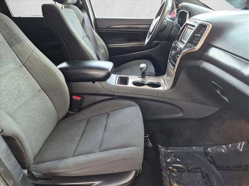Used 2014 Jeep Grand Cherokee Laredo w/ Quick Order Package 23E AWD/4WD image 20
