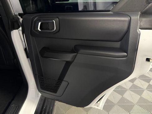 Used 2025 Ford Bronco Outer Banks AWD/4WD image 34