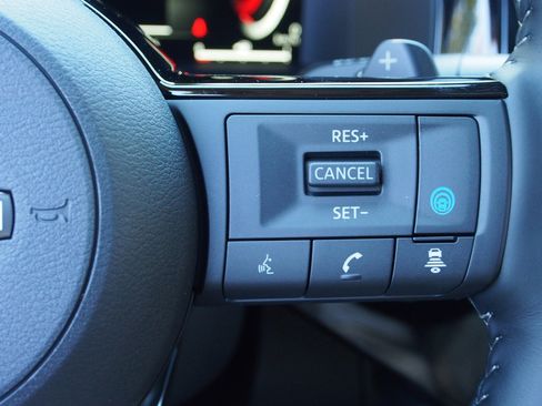 New 2025 Nissan Pathfinder Platinum w/ Cargo Package image 23