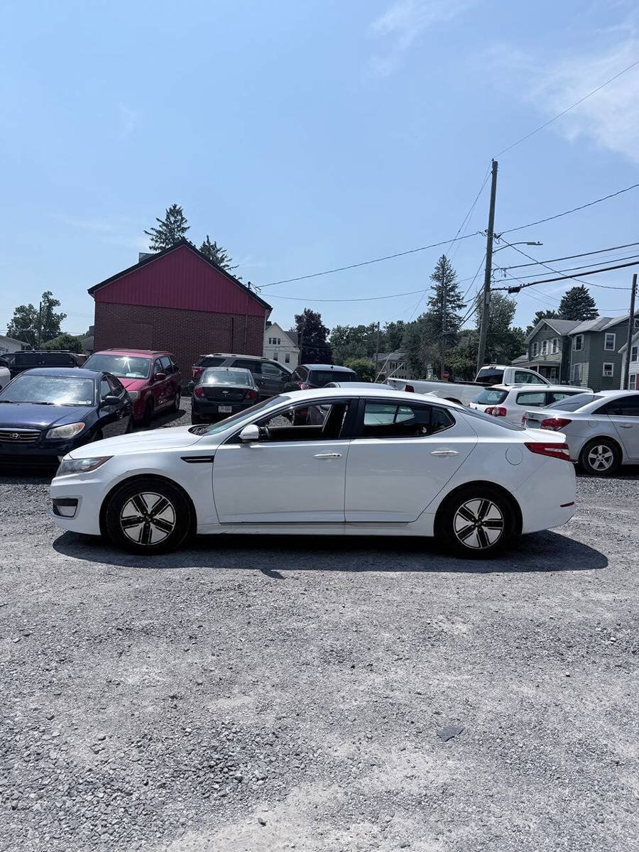 Used 2012 Kia Optima Hybrid w/ Hybrid Convenience Pkg FWD image 3