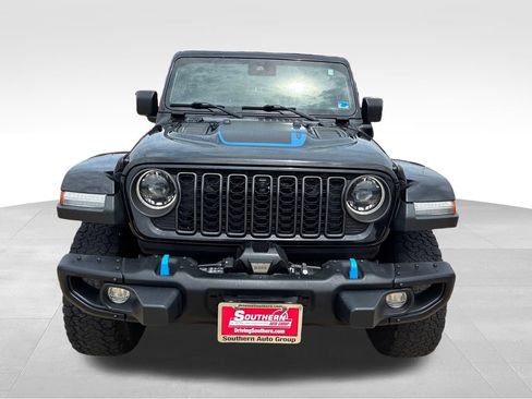 Used 2024 Jeep Wrangler Unlimited Rubicon 4xe AWD/4WD image 9