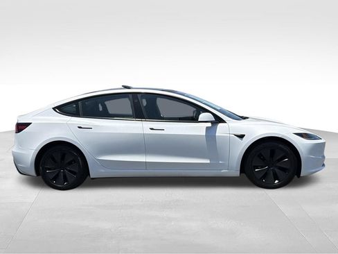 Used 2025 Tesla Model 3 Long Range RWD image 12