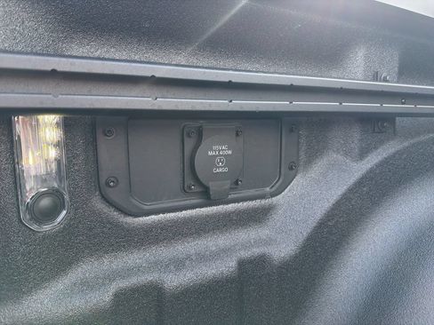 New 2026 RAM 1500 Big Horn AWD/4WD image 15