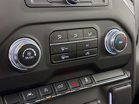 Used 2025 GMC Sierra 1500 Pro w/ Pro Value Package image 18