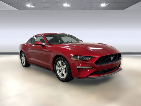 Used 2023 Ford Mustang Coupe image 7