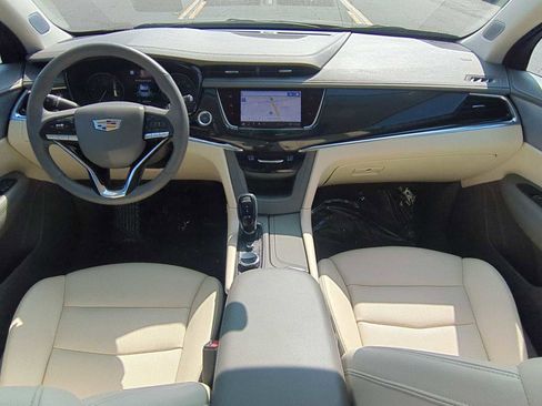 Used 2025 Cadillac XT6 Premium Luxury w/ Technology Package image 13
