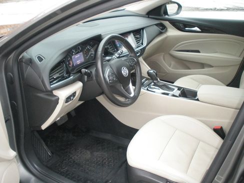Used 2019 Buick Regal Essence w/ Driver Confidence Package I AWD/4WD image 27