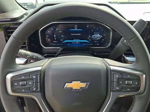 Certified 2026 Chevrolet Silverado 1500 LT AWD/4WD image 19