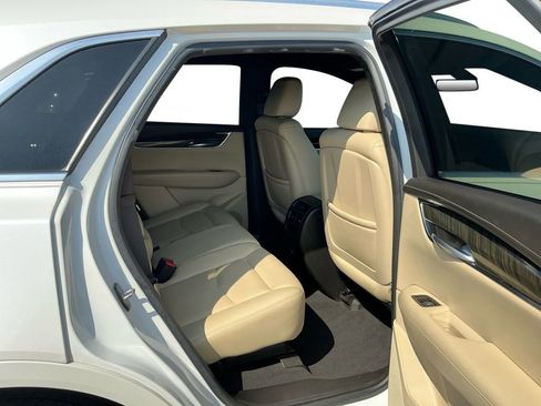 Used 2017 Cadillac XT5 FWD image 23