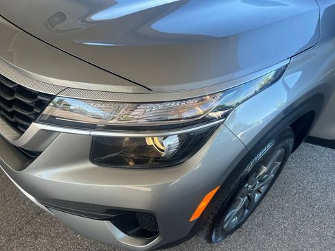 Certified 2023 Kia Seltos LX AWD/4WD image 28