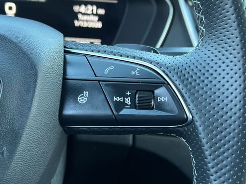 Used 2023 Audi SQ5 Prestige w/ Prestige Package image 29