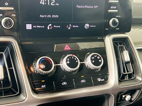 Used 2023 Kia Sorento LX FWD image 26