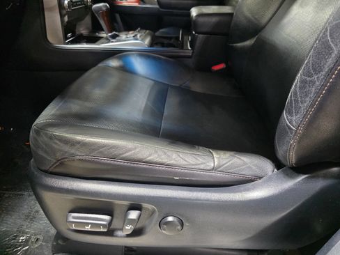 Used 2016 Lexus GX 460 w/ Premium Package AWD/4WD image 25