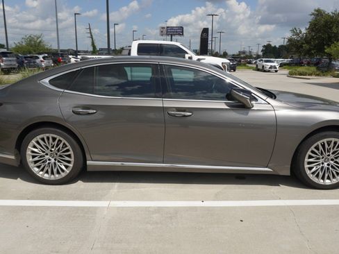 Used 2024 Lexus LS 500 RWD image 4