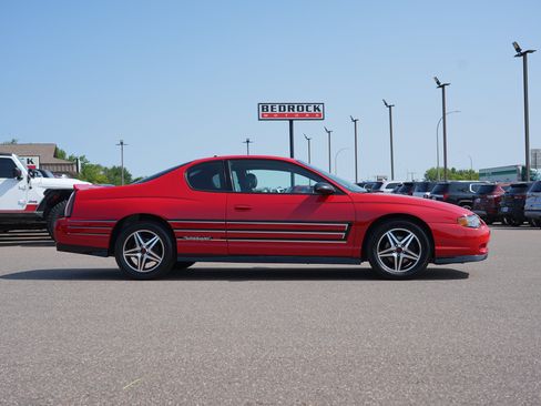 Used 2004 Chevrolet Monte Carlo SS w/ Dale Earnhardt Jr. Package FWD image 2