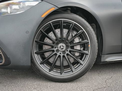 Used 2023 Mercedes-Benz S 580e 4MATIC Sedan w/ AMG Line image 6