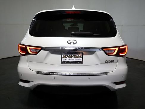 Used 2016 INFINITI QX60 Luxe w/ Premium Plus Package AWD/4WD image 10