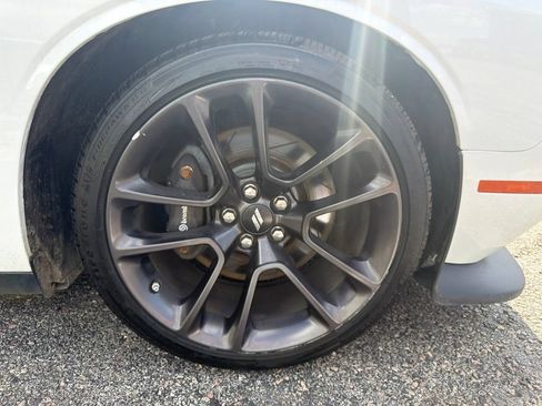 Used 2020 Dodge Challenger R/T Scat Pack RWD image 36