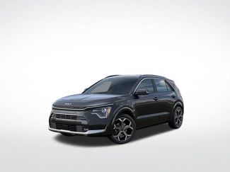 Used 2024 Kia Niro EX Touring video 2
