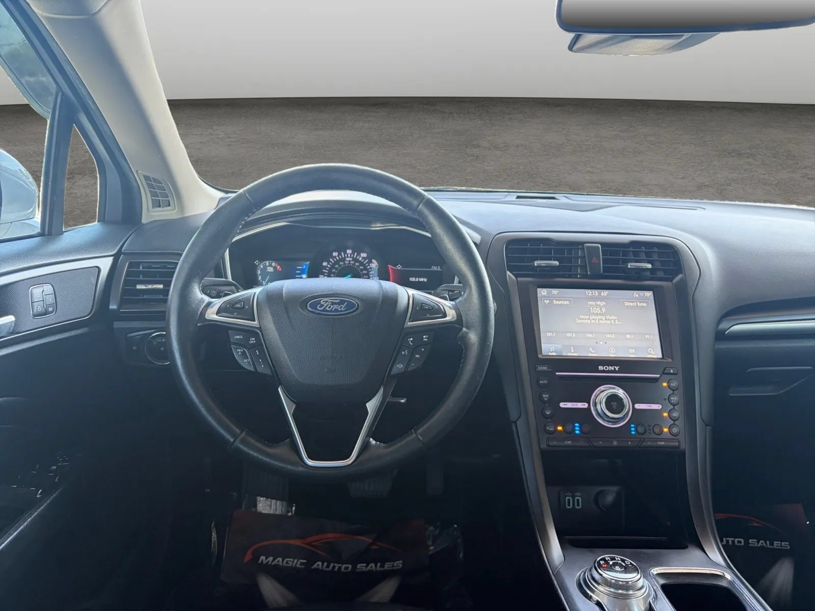 Used 2020 Ford Fusion Titanium AWD/4WD image 29