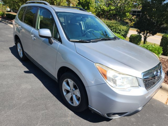 Used 2014 Subaru Forester 2.5i Limited AWD/4WD image 4