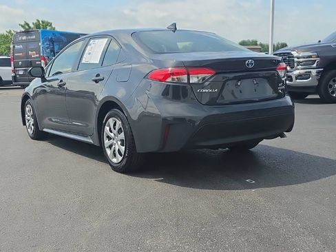 Used 2023 Toyota Corolla LE FWD image 5