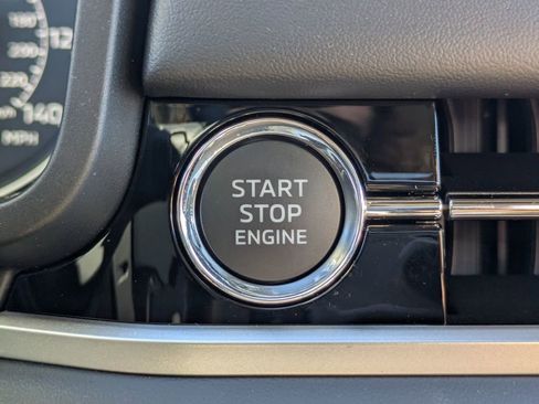 New 2026 Mitsubishi Outlander SE FWD image 34