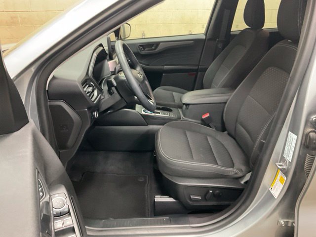 Used 2023 Ford Escape Active AWD/4WD image 8