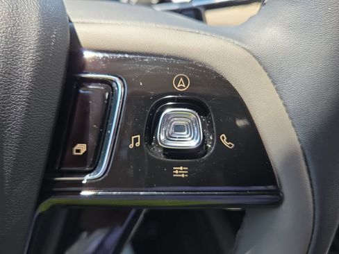 Used 2024 Lincoln Corsair AWD w/ Equipment Group 101A image 28