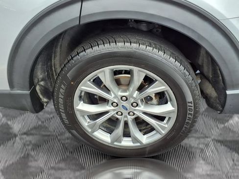 Used 2022 Ford Explorer Limited AWD/4WD image 26