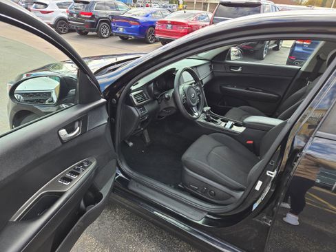 Used 2018 Kia Optima LX w/ Convenience Package FWD image 5