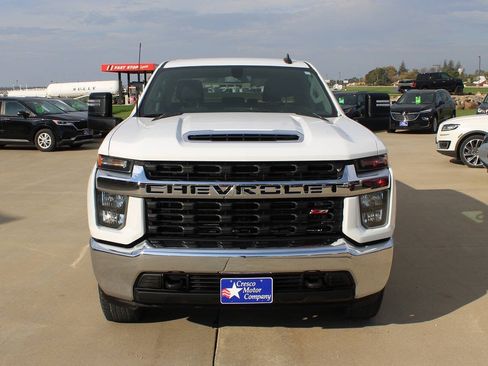 Used 2021 Chevrolet Silverado 2500 LT w/ Z71 Off-Road Package AWD/4WD image 2