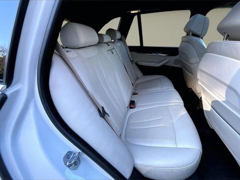 Used 2017 BMW X5 xDrive35i image 22