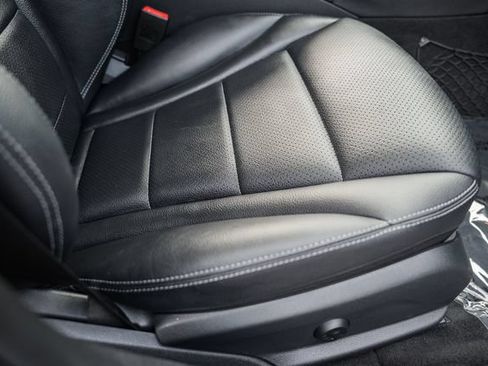 Used 2015 Mercedes-Benz C 300 4MATIC Sedan image 32