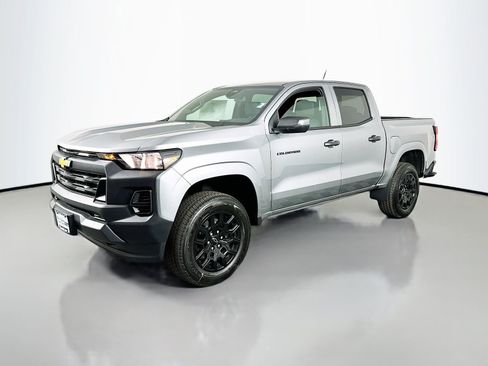 New 2026 Chevrolet Colorado W/T AWD/4WD image 3