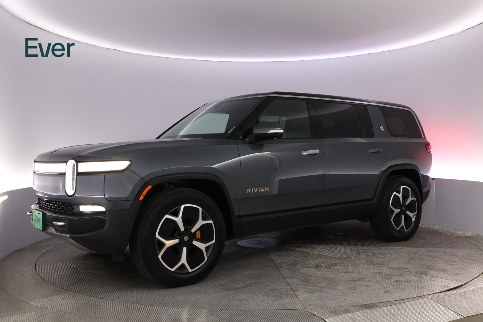 Used 2024 Rivian R1S Adventure Quad AWD/4WD image 18