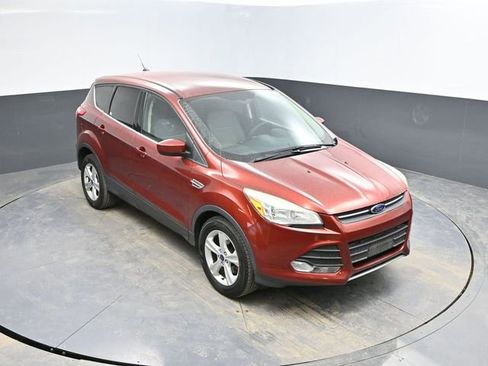 Used 2014 Ford Escape SE image 29