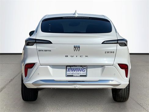 New 2026 Buick Envista Avenir image 5