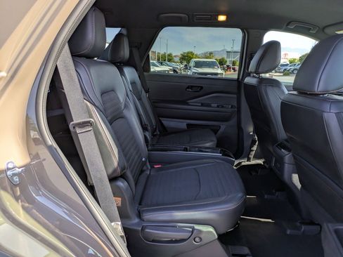 Used 2023 Nissan Pathfinder Rock Creek AWD/4WD image 29